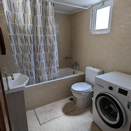 Giannis House Case de vacanță